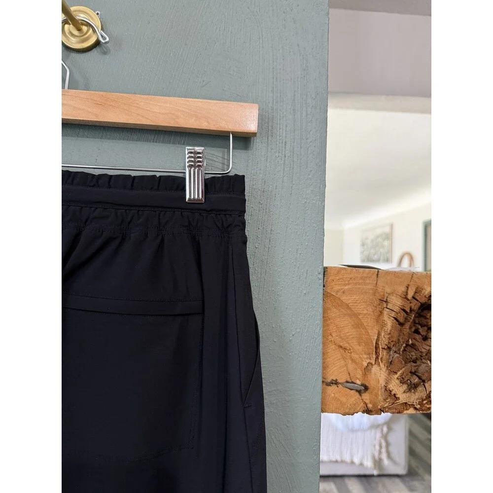 Vuori Miles Jogger Pants Womens Size XS Black Performance Stretch Active VW481 - Picture 8 of 8